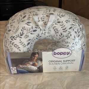 Boppy Original Support Pillow - Gray Leaf Design Brand New